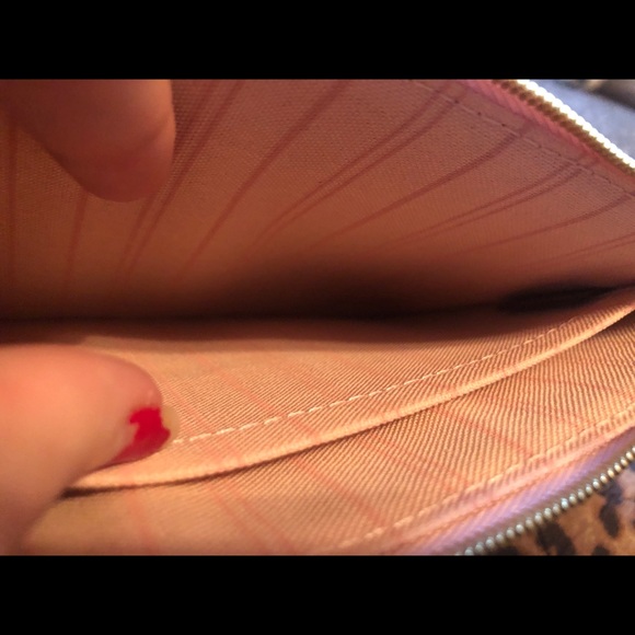 ✨Authentic✨ Louis Vuitton Neverfull DE Pouch Only - Picture 10 of 17